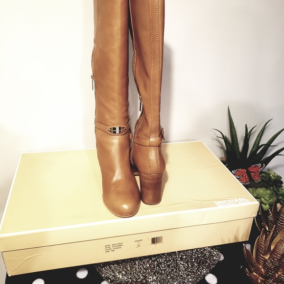MIICHAEL KORS LEATHER RIDING BOOTS! - Picture 4 of 4